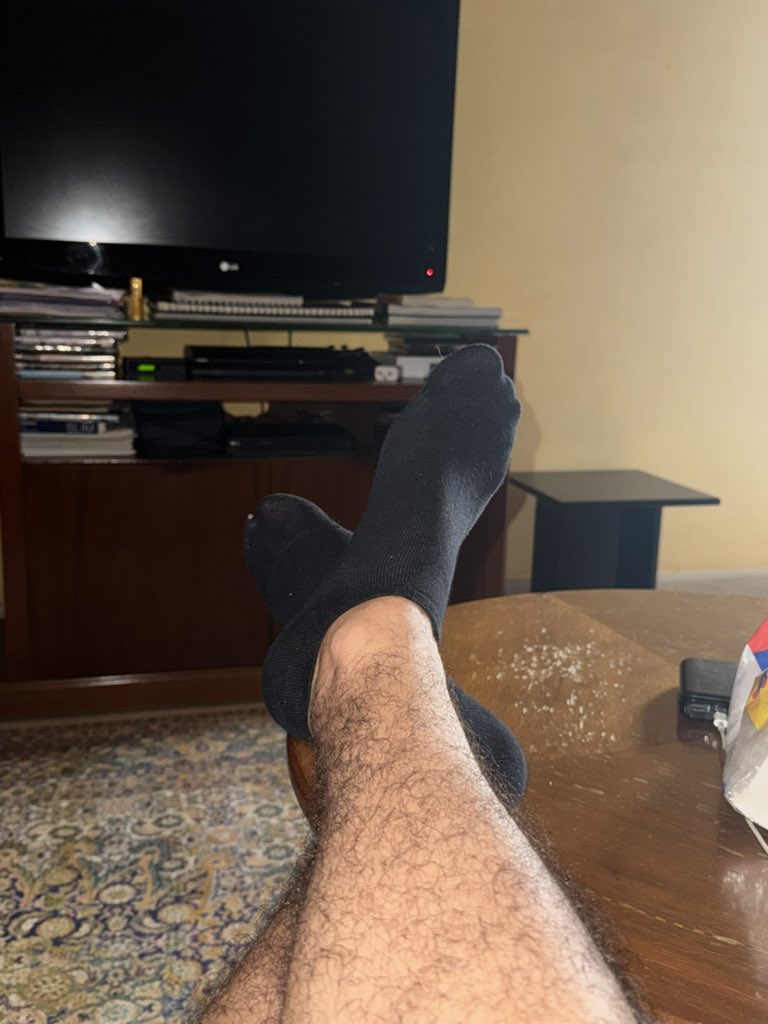 shoesize_46's tweet photo. Haven’t posted in a long while.

#feet #gayfeet #feetfetish #footfetish #gayman https://t.co/Y5BzRteo9U
