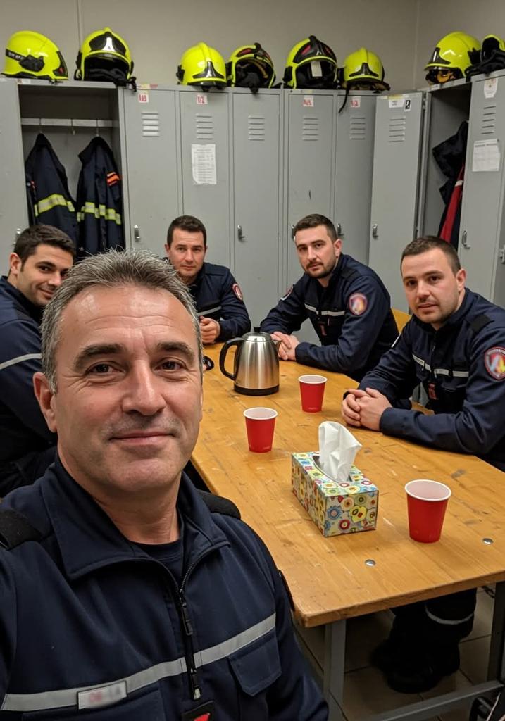 On éteint des feux toute la journée Mais un simple petit coucou nous réchaufferait le cœur💥🔥🚟