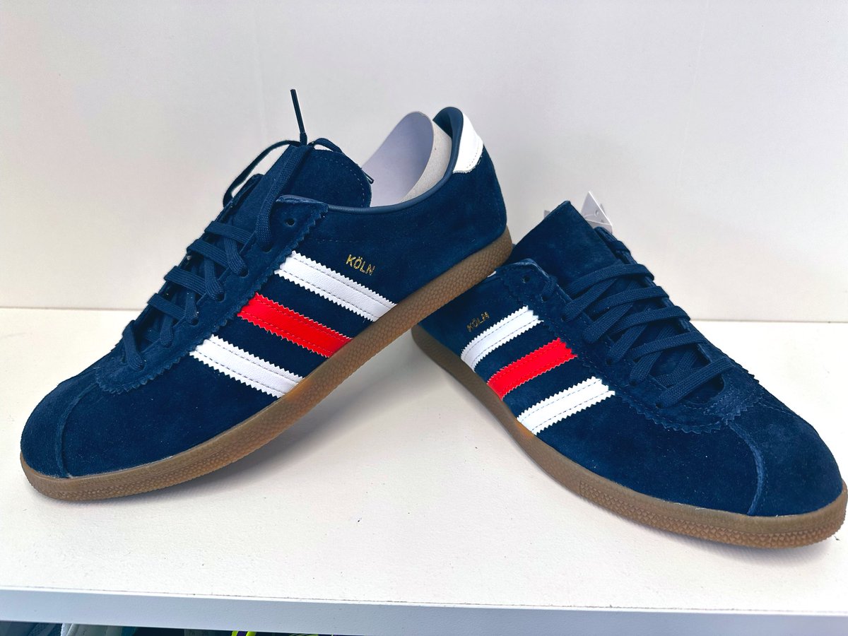 RE5 Customs tweet media