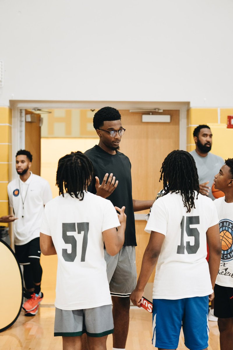 44 (@__theloveman) on Twitter photo Follow <a href="/UpNextElitecamp/">Up Next Elite Camp</a> for updates on the upcoming elite camp happening August 23 - 24
Year 4️⃣📈 Follow <a href="/UpNextElitecamp/">Up Next Elite Camp</a> for updates on the upcoming elite camp happening August 23 - 24
Year 4️⃣📈