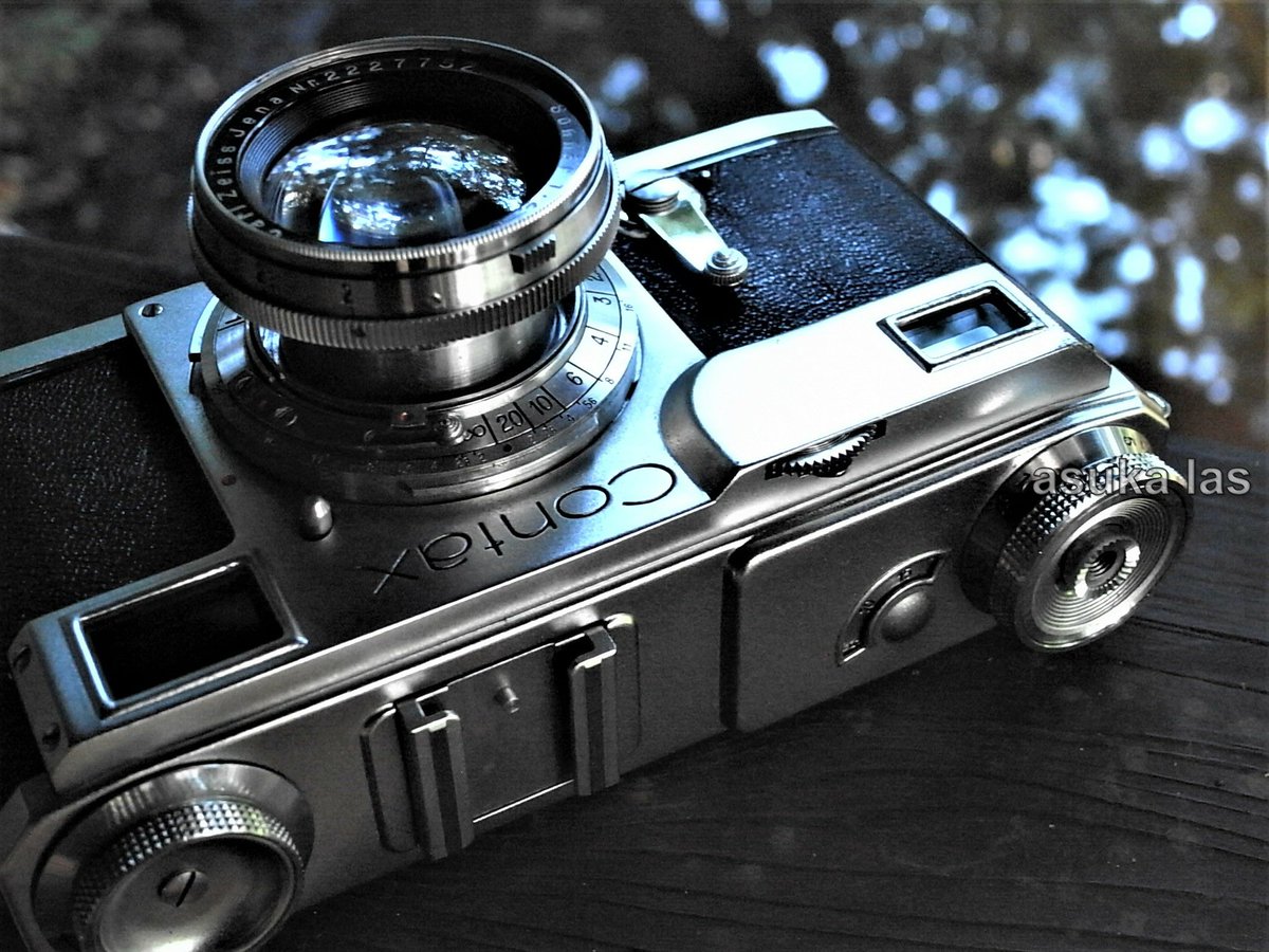 asukalas's tweet photo. #Contax
#Contax2
#GX200
ひんやりとクローム。
水辺のⅡ。 https://t.co/53fMlIyBDu