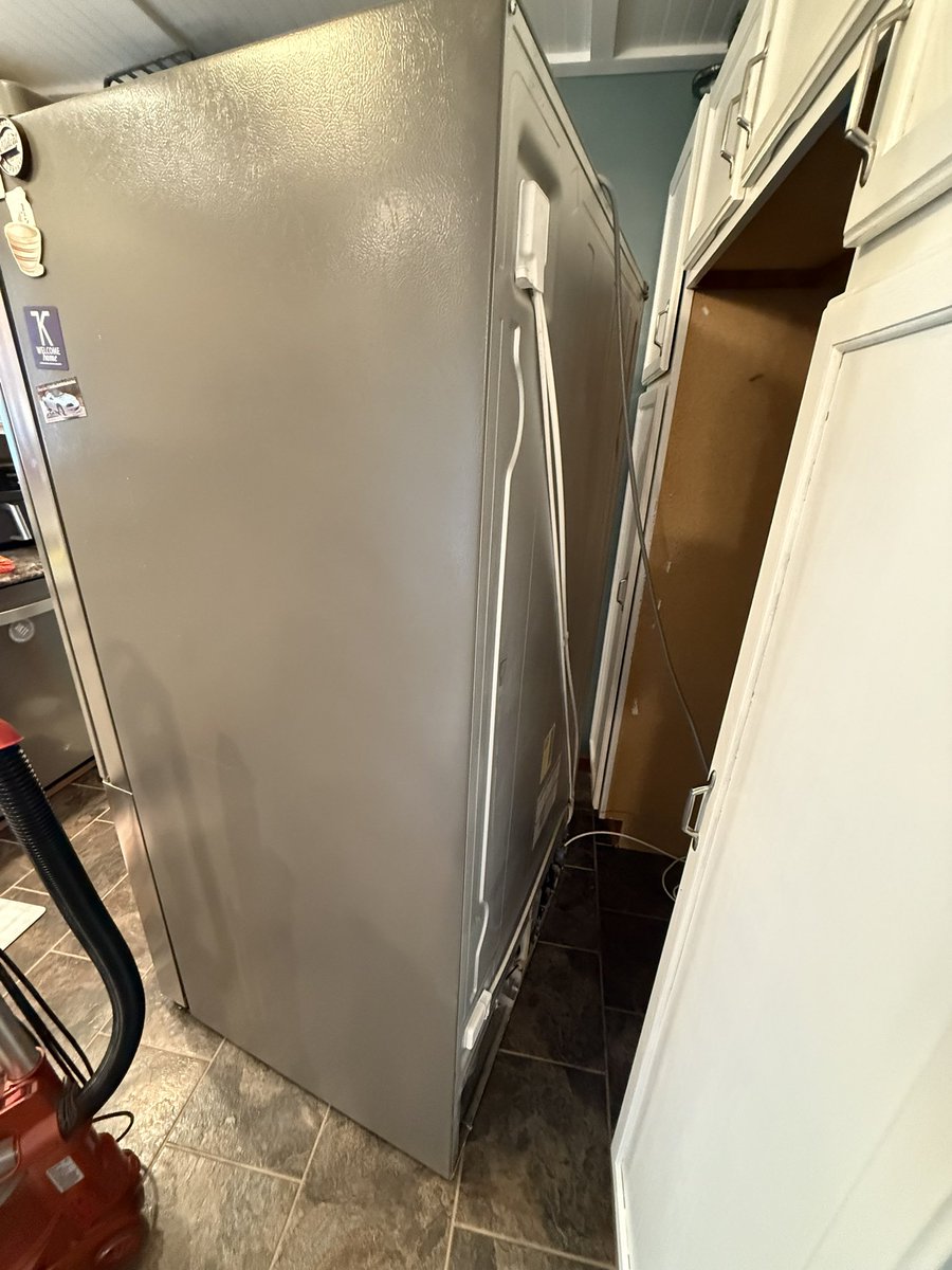 twitthuhn tweet media