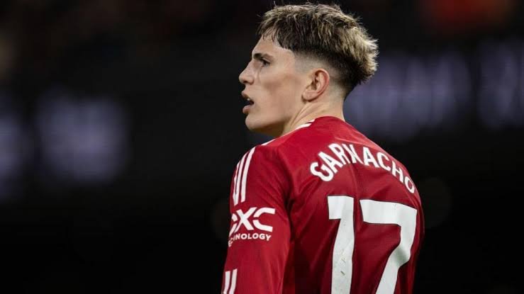 Vince™ tweet media