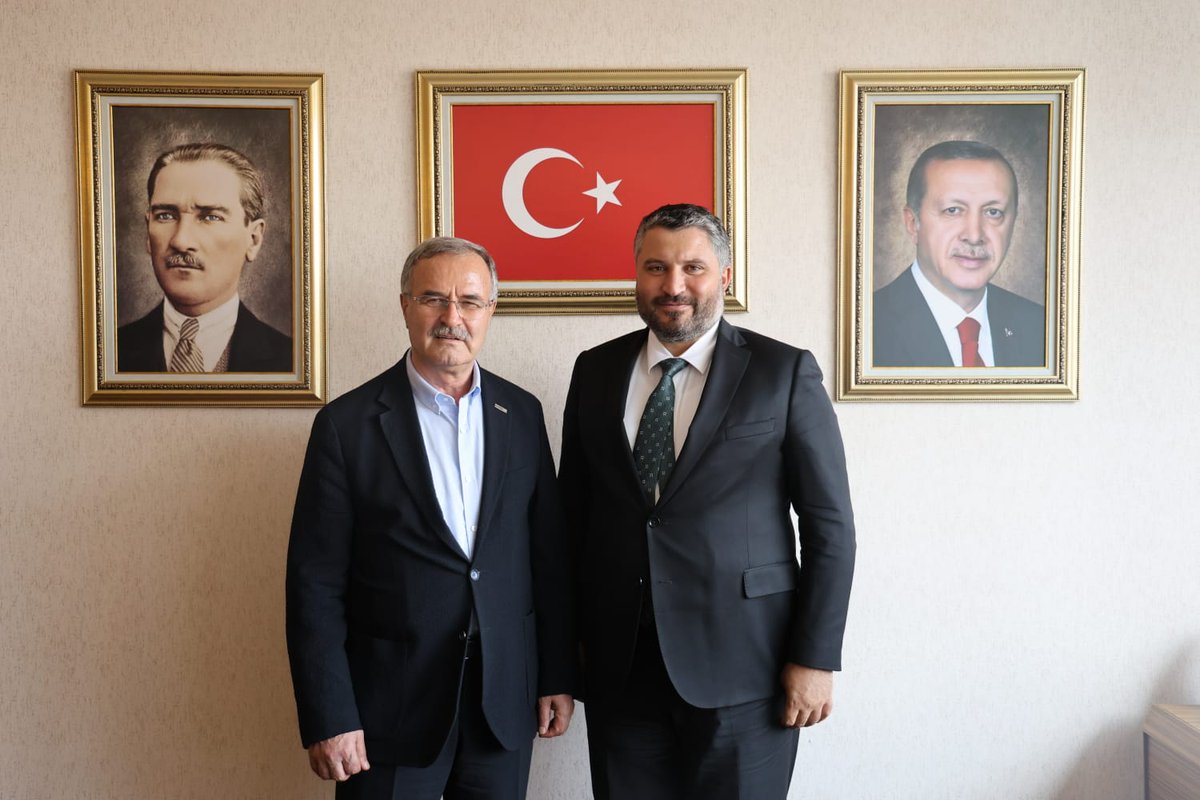 Sanayi ve Teknoloji Bakan Yardımcımız Oruç Baba İnan'ı ziyaret ettik. 

Sayın Bakan Yardımcımızla OSB'lerimizi ve OSB'lerimizin gündemindeki konuları değerlendirdik.