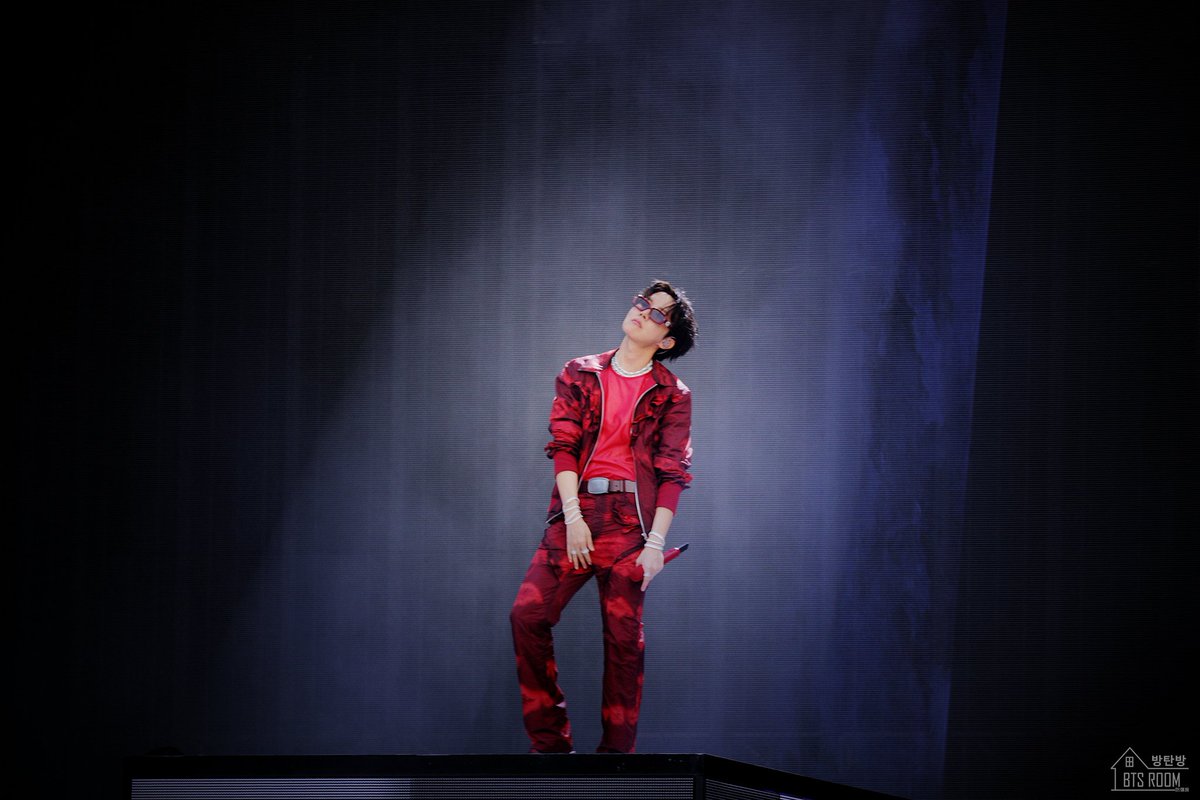 BTS Room 방탄방 防彈房 tweet media