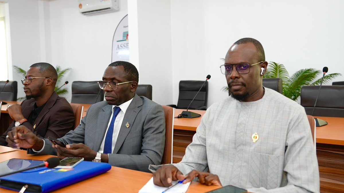 Le 6 août 2025, l’Assemblée nationale du Sénégal a accueilli une délégation de l’Assemblée populaire provinciale de Shandong (Chine) pour une rencontre de haut niveau entre les groupes d’amitié parlementaire Sénégal–Chine. 

En présence de l’Ambassadeur de Chine, les échanges ont