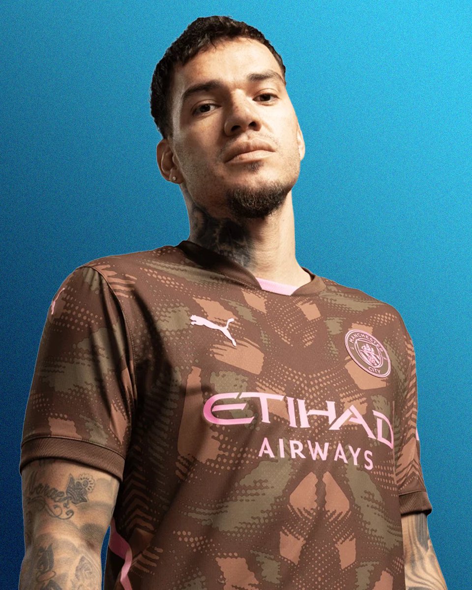 Crazy stat: In every game, Ederson kept a clean sheet, the opposition failed to score. Let that sink in.🐐