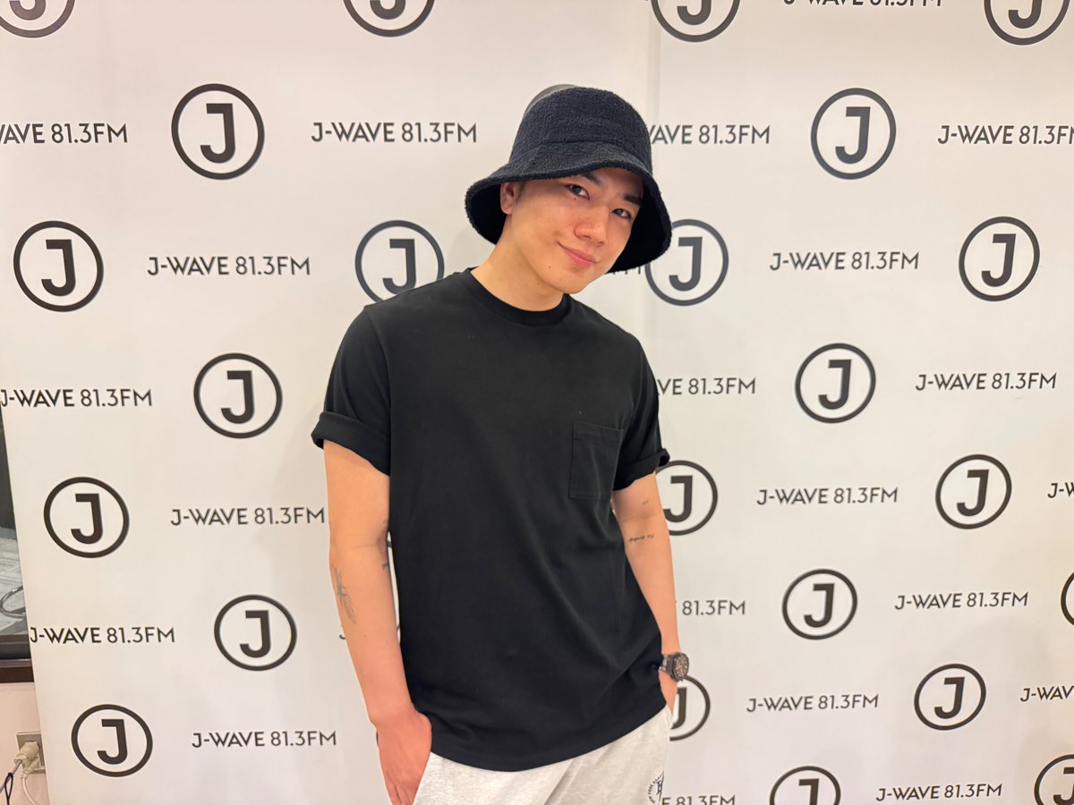 JWAVESPARK's tweet photo. #sp813 #jwave

#ØMI セレクトのプレイリストをお届けしました📻

来週からみなさんからのメッセージも紹介します🙏

●ふつおた（質問・相談など）
●SPARK応援団 📞（頑張っていることを教えてください）
●15の夜 📞（15歳のリスナーとお話し）

📩
https://t.co/zuQ3GxTbtS https://t.co/OsStrMiFLz