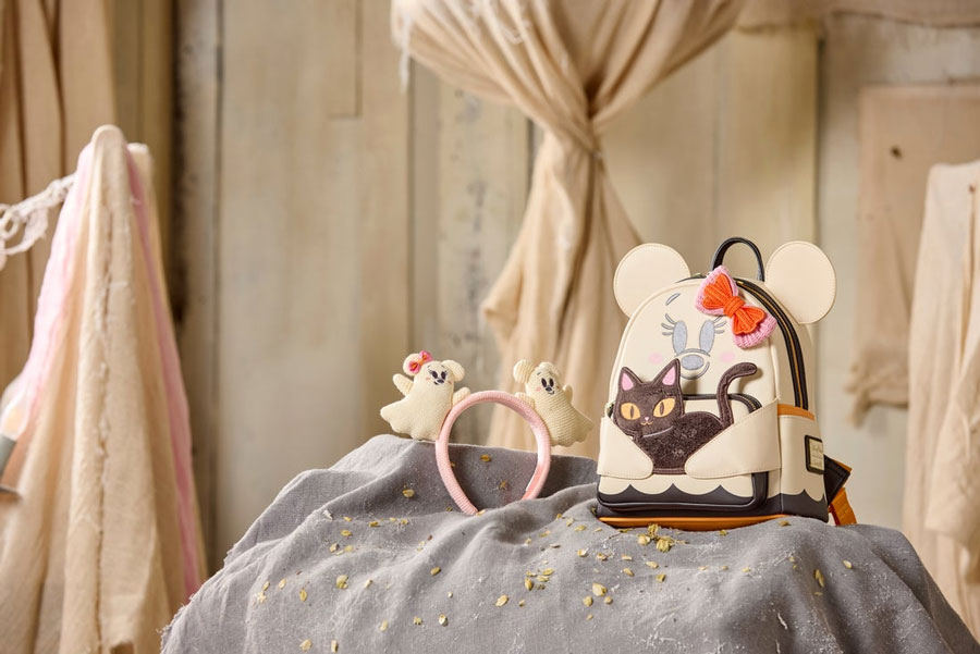 Iconic #disneyvillains are casting a stylish spell this #Halloween with two brand-new collections on DisneyStore.com. But wait there is more! #disneystore is bringing all the cozy vibes with its  Halloween Home Haven Collection is available on DisneyStore.com –