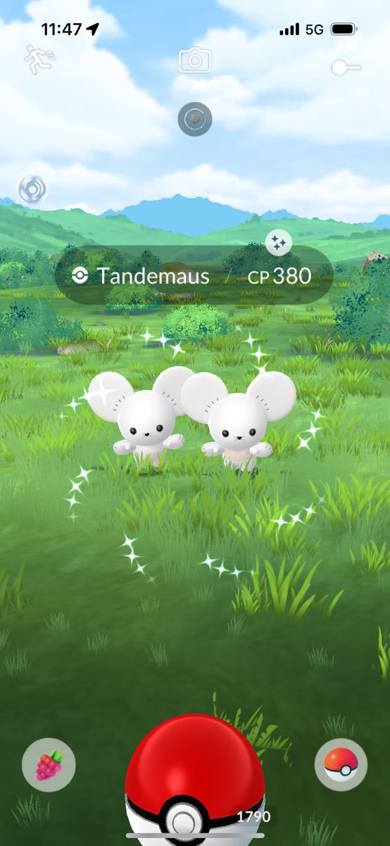 DylanJustison's tweet image. Didn’t get a chance to play yesterday, but got a set so quick this morning. Let’s go!! #PokemonGo #ShinyPokemon