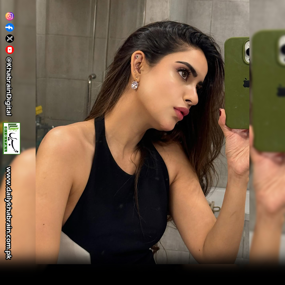 daily_khabrain's tweet photo. Saboor Ali, grace in her stride,
Beauty and fire, side by side!
#khabraindigital
#SaboorAli #GraceAndFire #ElegantCharm #PakistaniActress #BeautyWithBoldness #StarInStyle #DramaQueen #PakShowbiz #CelebrityGlow
@Saboor__Aly https://t.co/OfWtHiGiS3