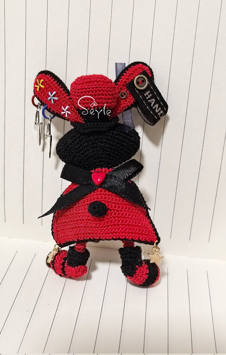 这配色可以是长官，也可以是代官ಠ_ಠ