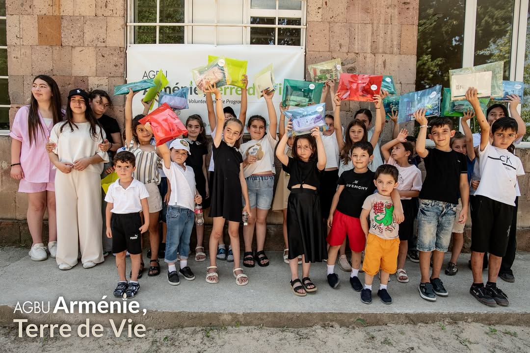 A round of applause for the 10th edition of Arménie Terre de Vie!

After three weeks, participants oversaw the results of their hard work in an inauguration event at a local school in the village of Aknaghbyur. 

Stay updated and register for 2026 at: agbu.org/armenie-terre-…