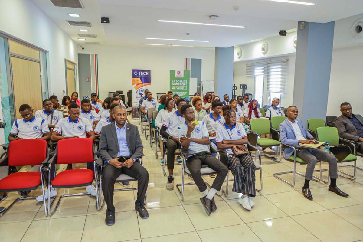 ARPCECongo's tweet image. Plus de 80 étudiants de l’Institut C-TECH ont visité l’ARPCE du 6 au 7 août 2025.
Une immersion enrichissante pour découvrir les métiers de la régulation et échanger avec nos experts.
#ARPCECongo #Postes #Télécoms #