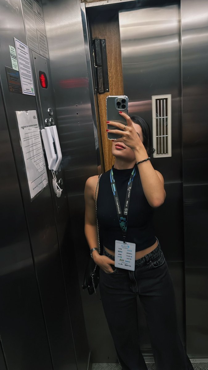 Gm everyone 🌞

Quem eu vejo no #blockchainrio2025 hoje ? 

Último dia por aqui. Bora bater um papo 🤝