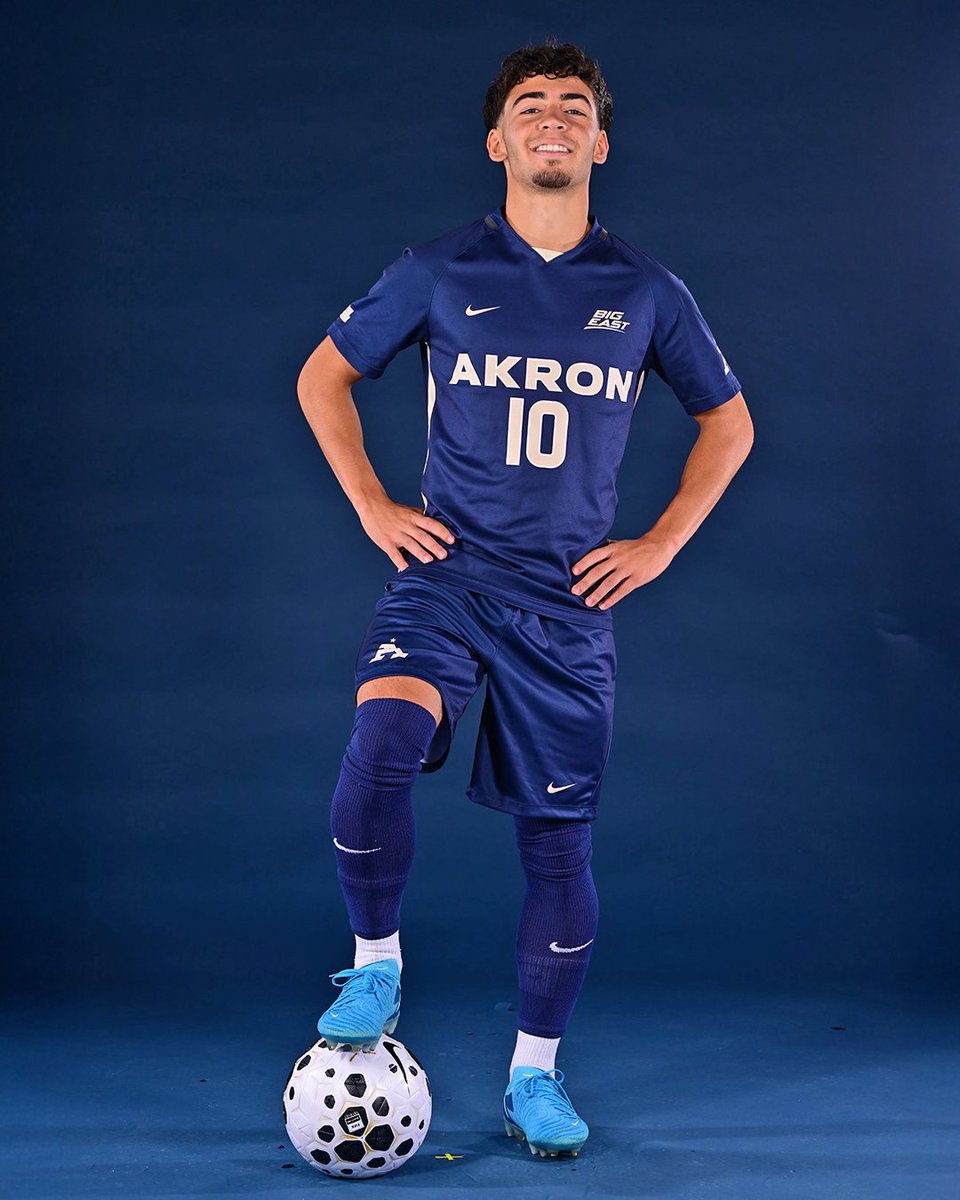 Akron Zips Athletics (@akronzips) on Twitter photo Zips fans! Don't forget we've gone cashless and fans are to park in Lots 6, 9, & 10 for <a href="/ZipsMSoc/">Akron Zips M Soccer</a> match Saturday evening ⚽️ More info ⬇️
🎫: loom.ly/t3UjD00
🚙: loom.ly/ewZX8wQ
🎟️: loom.ly/lTM9moo
#GoZips🦘 | #MakeTheClimb Zips fans! Don't forget we've gone cashless and fans are to park in Lots 6, 9, & 10 for <a href="/ZipsMSoc/">Akron Zips M Soccer</a> match Saturday evening ⚽️ More info ⬇️
🎫: loom.ly/t3UjD00
🚙: loom.ly/ewZX8wQ
🎟️: loom.ly/lTM9moo
#GoZips🦘 | #MakeTheClimb