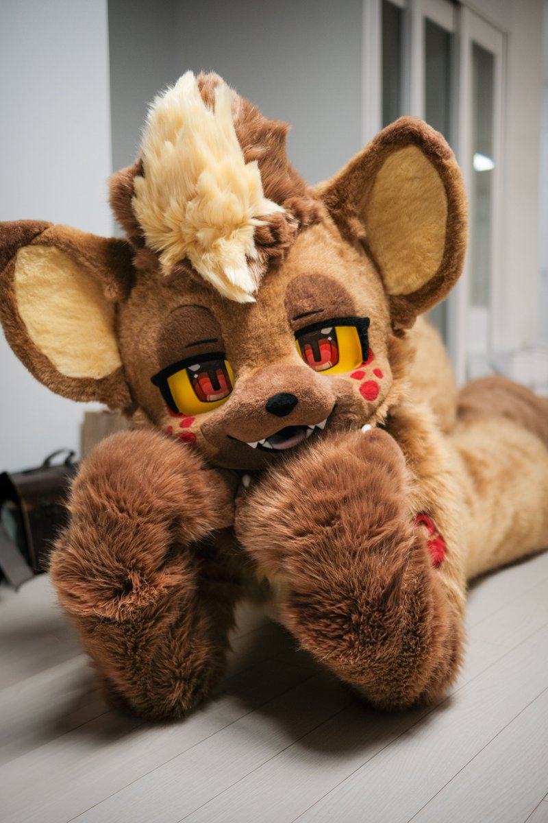#FursuitFriday #Fursuit 

잘 자구 왔어요~ 
잊지... 않았죠? 🥹

📸: <a href="/WHParker2/">𝐏𝐚𝐫𝐤𝐞𝐫</a>