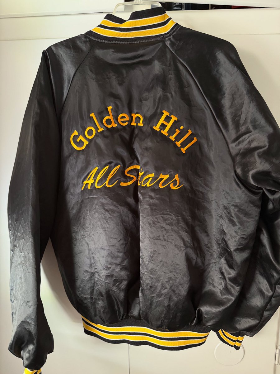 Good luck to GHLL tonight vs Hawaii.  Some of my favorite memories took place on those Unocal Fields #1996