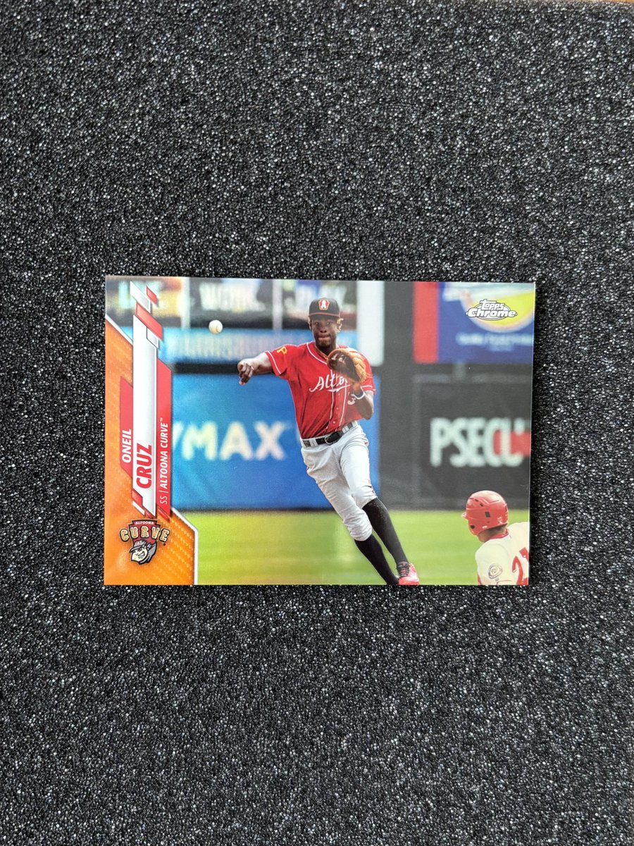 YinzCardz tweet media