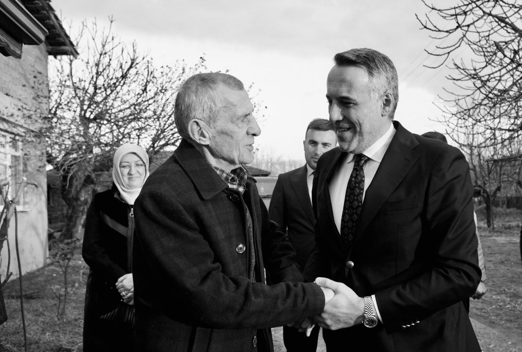 Söğütlü Kurucu İlçe Başkanımız, Dava Büyüğümüz Necmettin Alper’in vefat haberini üzülerek öğrendim.

Merhum Necmettin Abimize Allah’tan gani gani rahmet diliyorum. Teşkilatımızın ve kıymetli ailesinin başı sağ olsun. 

Mekânı cennet olsun inşallah.