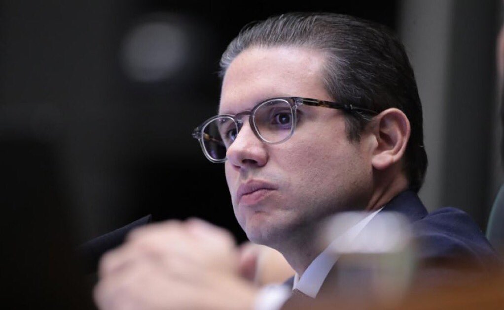 🚨ATENÇÃO: Após retornar à presidência, Motta nega acordo com oposição para pautar anistia