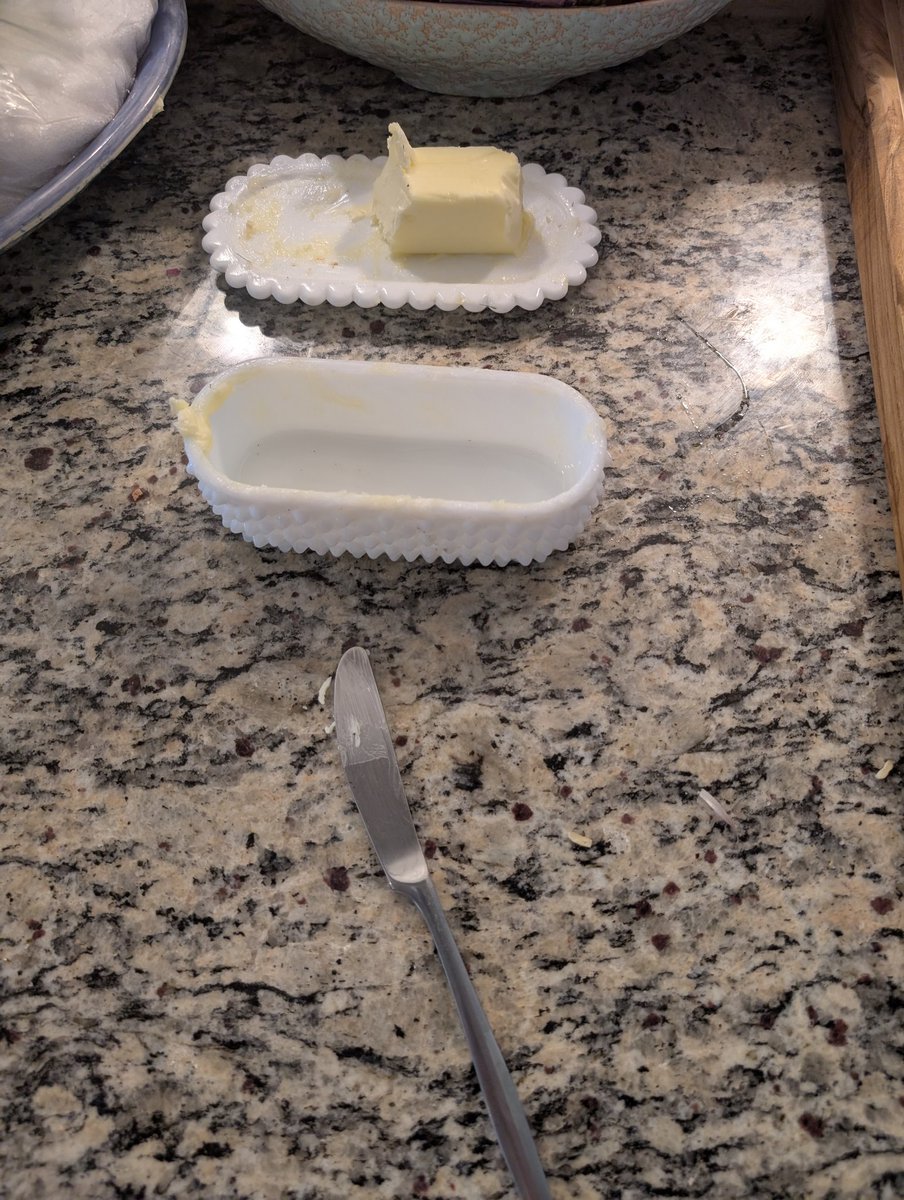 Inquiring minds want to know: Is there a word to describe the ability to open objects but the inability to close them? Does this word, if it exists, also refer to the use of objects that are never put back where they belong?