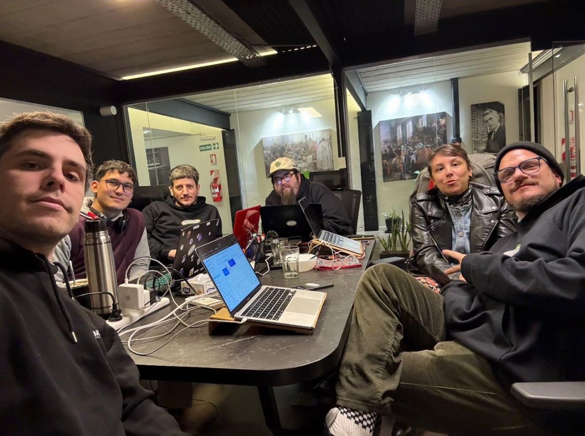 la plana mayor de <a href="/421Net/">🌐 421</a> y <a href="/fede_intern/">Fede’s intern 🥊</a> en <a href="/class_lambda/">LambdaClass</a>