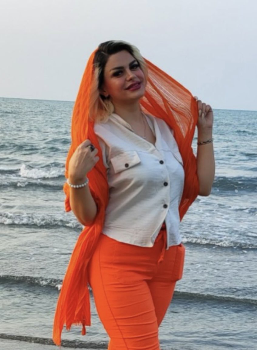 من برگشتم با یه تیپ تابستونی😎🤣