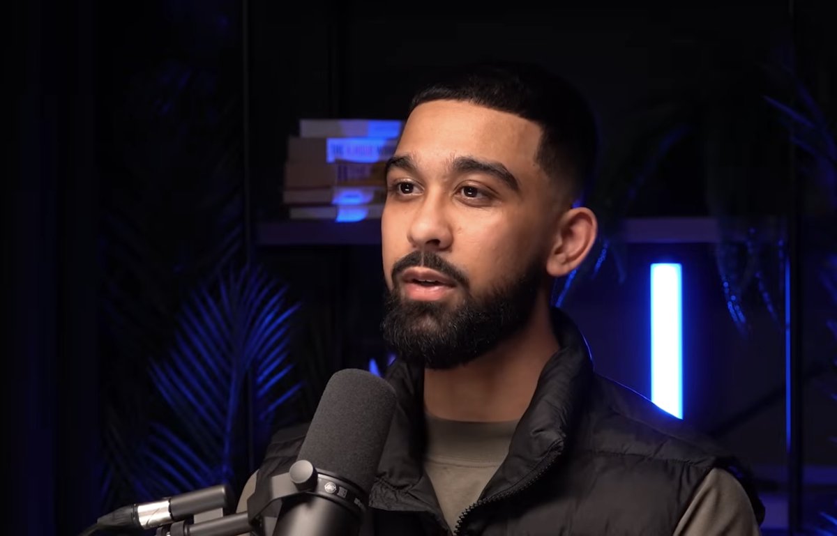 AlphaCapitalUK's tweet image. Most traders overcomplicate everything.

Bani kept it simple, and made $25K in 2 months.

With a 79% win rate…

Here’s the exact system he used: 🧵