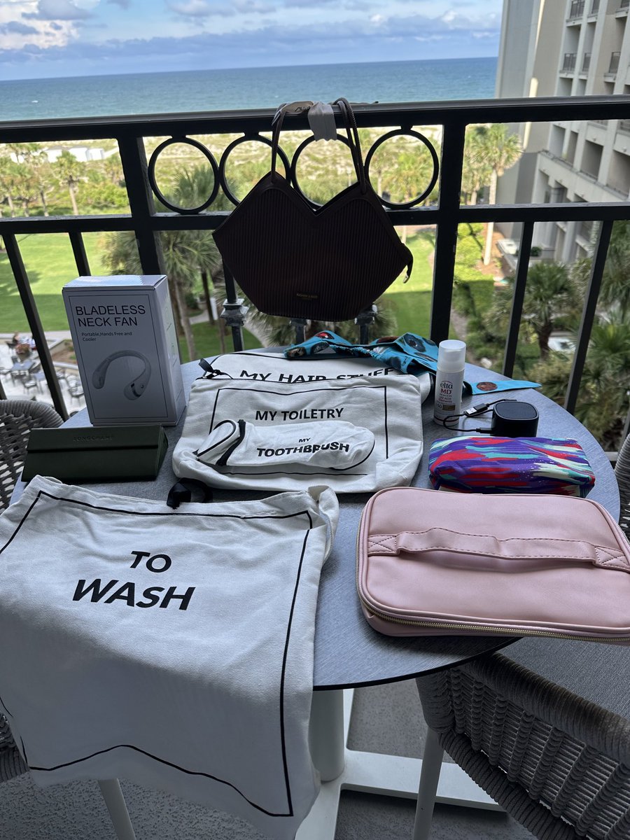 ⁦<a href="/WIO_WomenInOpht/">WIO</a>⁩ BEST. SWAG. EVER!!!!