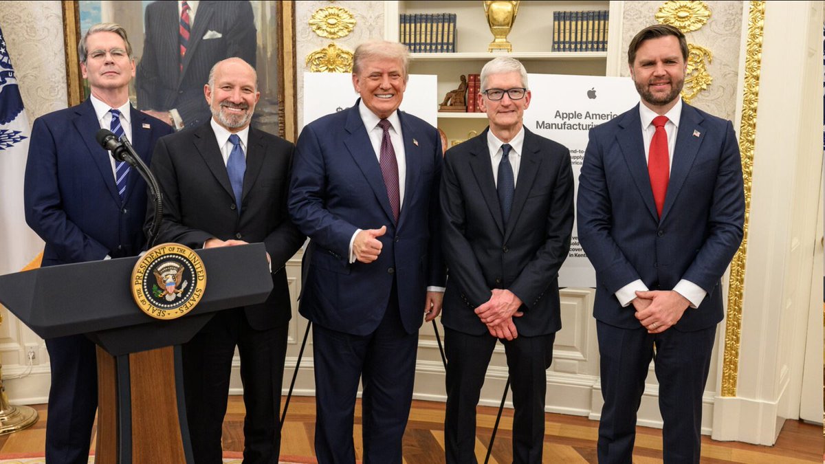 🔆Nick 777🔆 IFB (@realnick_777) on Twitter photo 🥳🇺🇸TRUMP Economy🇺🇸🥳
🥳Apple Pledges to Flood the U.S. with
🇺🇸$600 Billion Investment Over Next 4 Years
🇺🇸Production of 19 Billion U.S.‑Made Chips
Across 12 States This Year and
🇺🇸Exclusive Use of US Rare‑Earth Magnets
t.me/gatewaypundito… 🥳🇺🇸TRUMP Economy🇺🇸🥳
🥳Apple Pledges to Flood the U.S. with
🇺🇸$600 Billion Investment Over Next 4 Years
🇺🇸Production of 19 Billion U.S.‑Made Chips
Across 12 States This Year and
🇺🇸Exclusive Use of US Rare‑Earth Magnets
t.me/gatewaypundito…