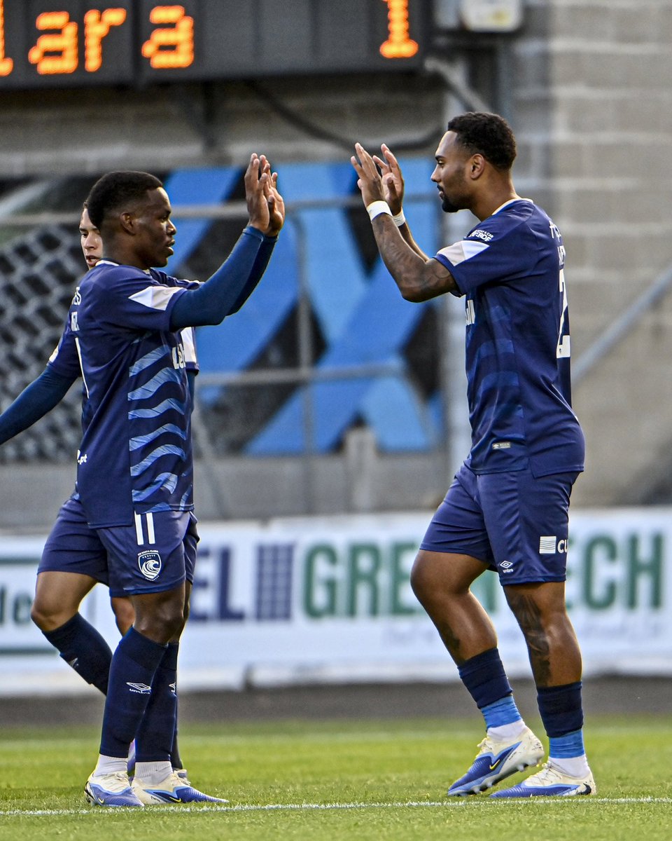 Por Portugal. Pelos Açores.

#UECL #NaEuropaPelosAçores #PaixãoPelosAçores