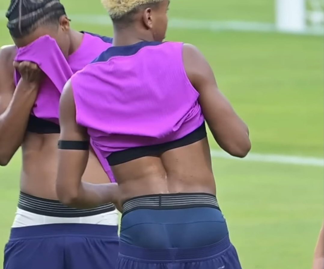 Por delante o por detrás