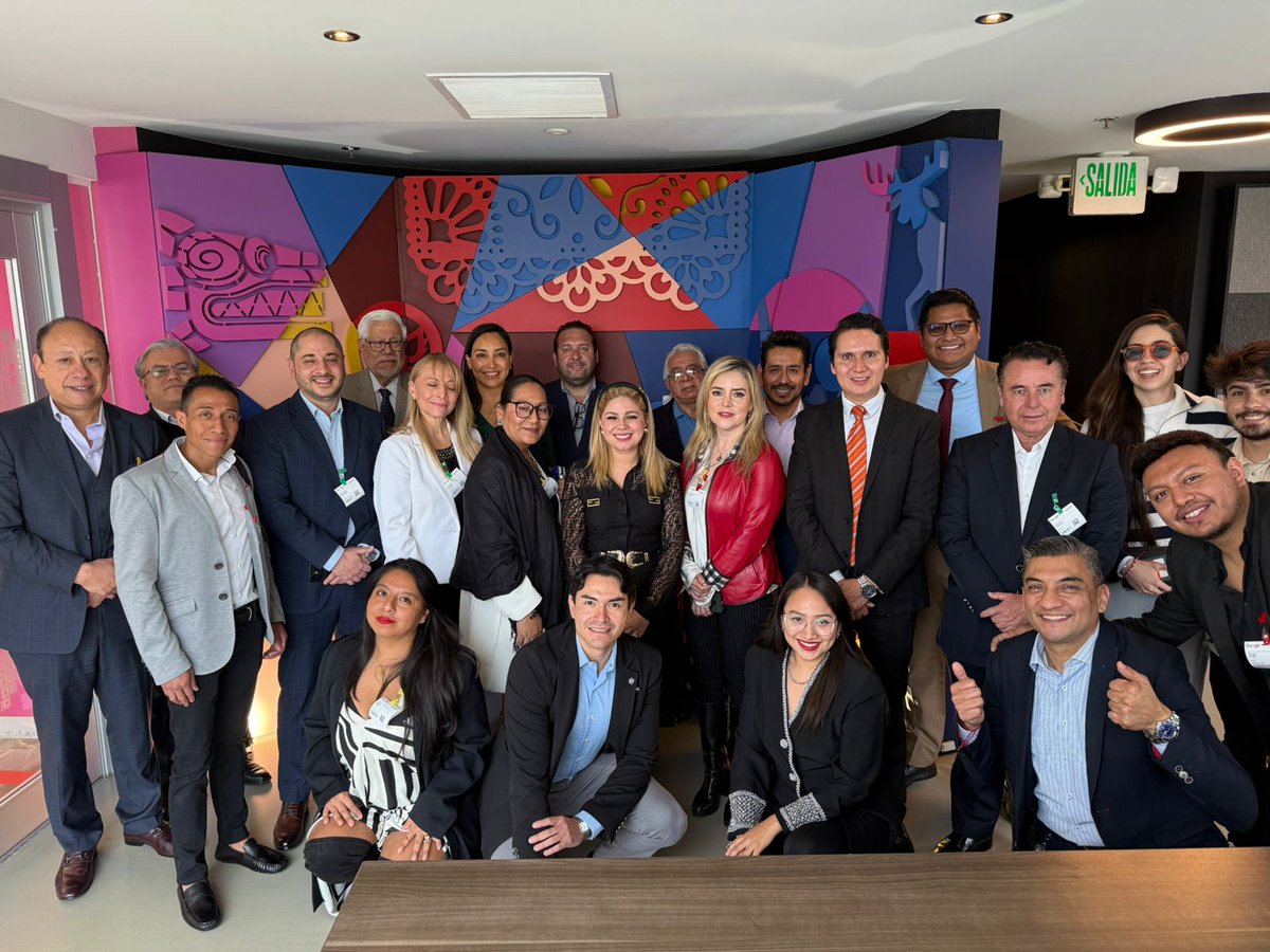Coparmex Ciudad de México (@coparmex_cdmx) on Twitter photo 🚀 Con <a href="/googlemexico/">Google México</a> impulsamos la transformación digital de las MiPymes en CDMX.
En el Seminario de Innovación Empresarial, líderes y expertos compartieron estrategias en IA, nube y soluciones digitales.
#CoparmexCDMX #MiPymes #InnovaciónEmpresarial #TransformaciónDigital 🚀 Con <a href="/googlemexico/">Google México</a> impulsamos la transformación digital de las MiPymes en CDMX.
En el Seminario de Innovación Empresarial, líderes y expertos compartieron estrategias en IA, nube y soluciones digitales.
#CoparmexCDMX #MiPymes #InnovaciónEmpresarial #TransformaciónDigital