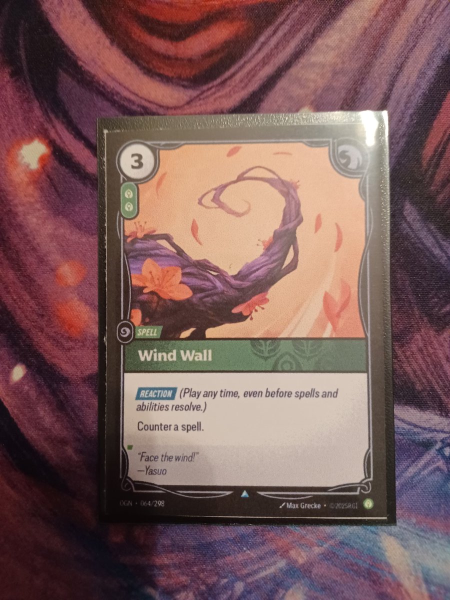 Everything about this card deals me psychic damage. Card named wind wall, not a wind wall in the picture, uses Will of Ionia art and isn't a bounce spell... I'm so cooked lol