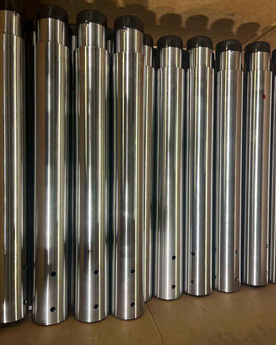 DMI and Bulldog 2.5”GN steel tubes are fully turned after welding. It is a higher quality and more precision tube than the competition!! An added bonus is the pre-drilled holes for tube to bell hardware.