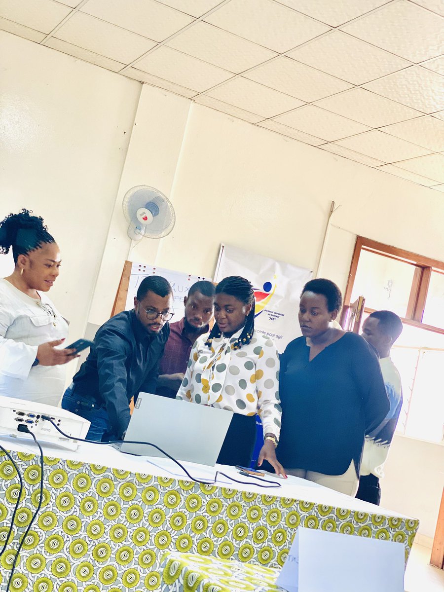 🎯Le programme #GENERIS lancé à #Bujumbura est déjà à sa 6e séance !

En gestion de projet, les apprenants planifient une intervention sur la santé sexuelle et reproductive dans les camps de réfugiés au Burundi.

Formation 100% pratique, expérience terrain…
#Projet #SSR