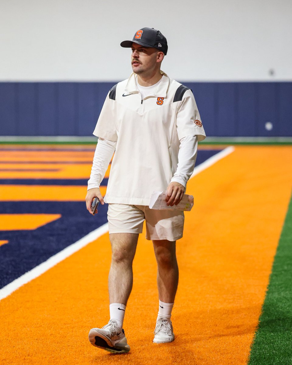 AlexKellyCuse's tweet image. Fall camp!! 🍊🎯 #DART