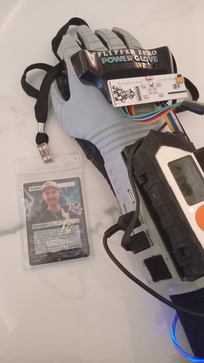 𝙑𝙖𝙣𝙙𝙖𝙡 tweet media