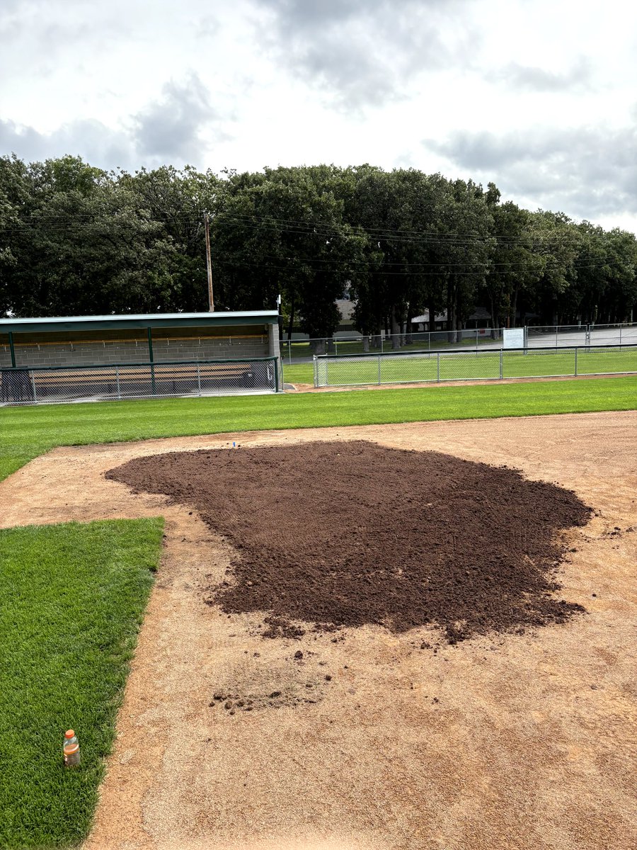 Gaylord Islanders tweet media