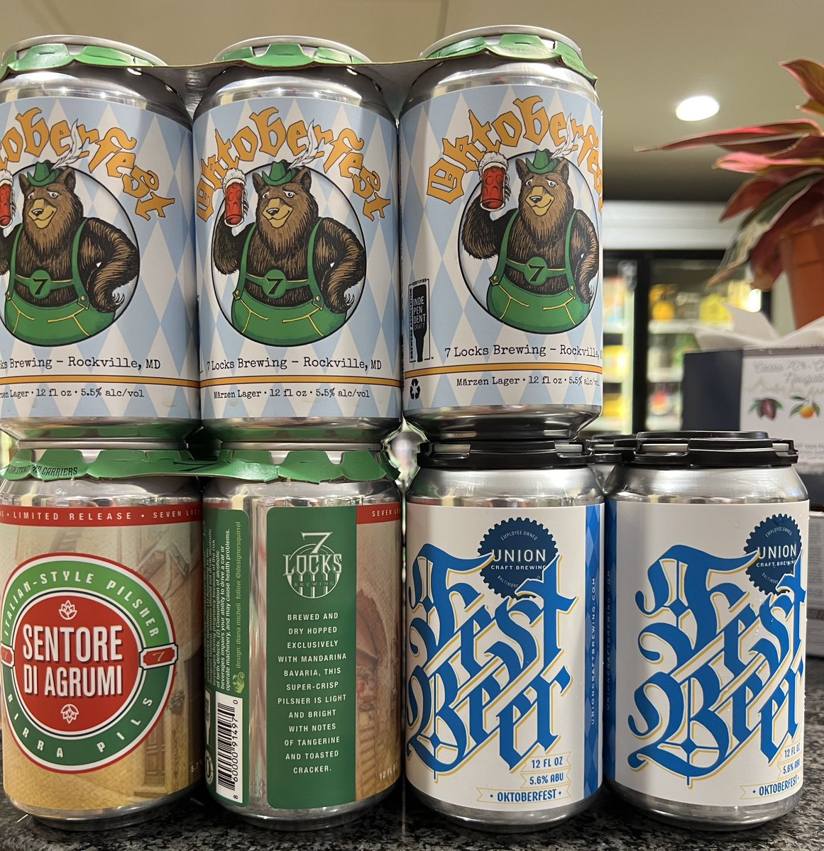 Fenwick Beer Wine (@fenwickbw) on Twitter photo 👋 Just arrived Fresh, ready or not🍺<a href="/7LocksBrewing/">7 Locks Brewing</a> <a href="/UnionBrewing/">UNION Craft Brewing</a>
#beer #beerlover #mocobeer #dtsilverspring #SilverSpring #Oktoberfest #fallbeer 👋 Just arrived Fresh, ready or not🍺<a href="/7LocksBrewing/">7 Locks Brewing</a> <a href="/UnionBrewing/">UNION Craft Brewing</a>
#beer #beerlover #mocobeer #dtsilverspring #SilverSpring #Oktoberfest #fallbeer