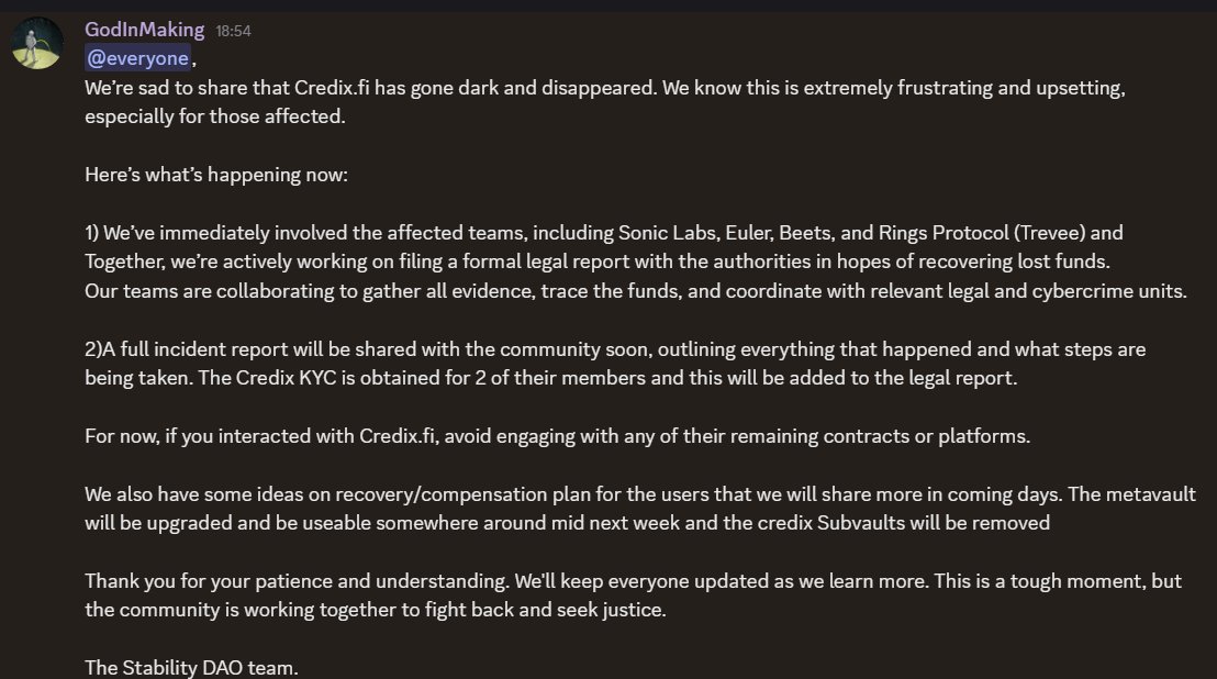 El twitter de Credix desapareció, así como su telegram y página web. Así que es obvio que era falso lo de que iban a devolver el dinero. Desde Stability dicen esto en su Discrod. Los metavaults de Stability estaban expuestos en una pequeña proporción a Credix (un 6% en el caso de