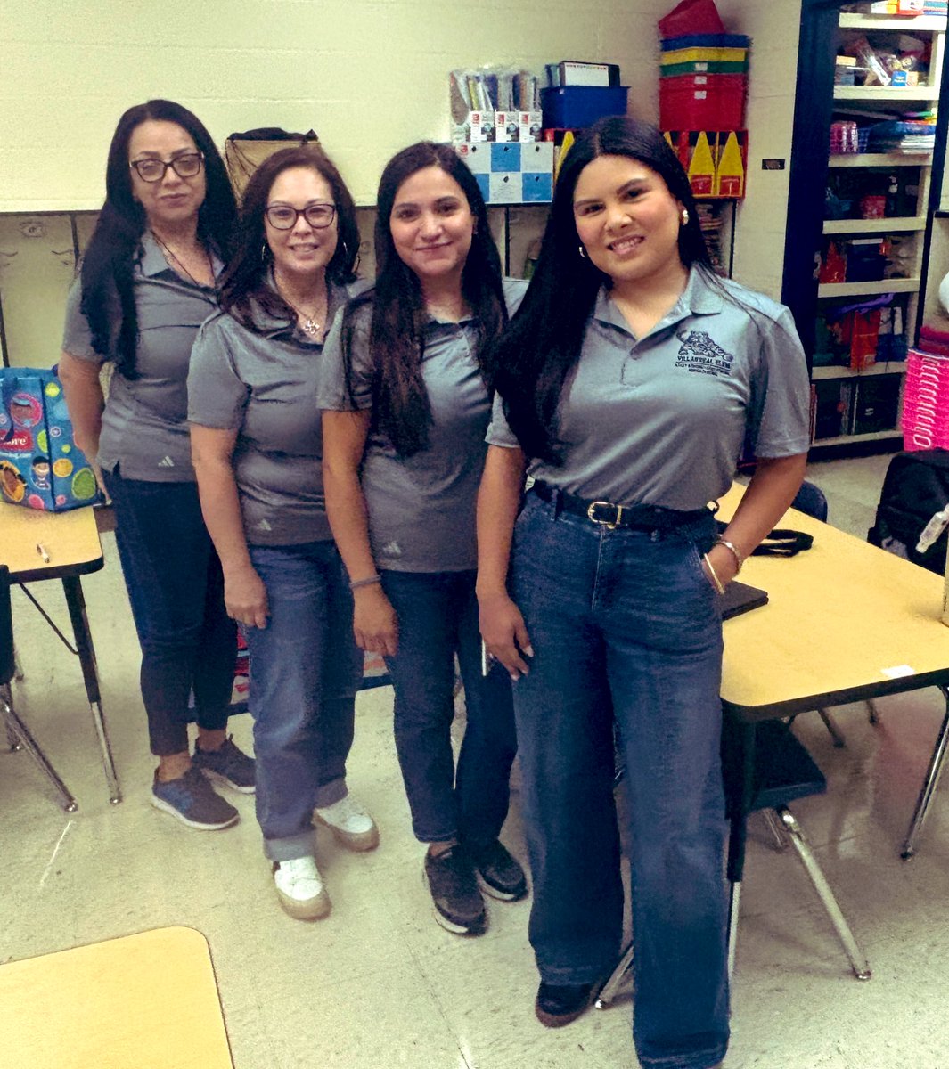 Math Workshop refresher from Mr. Gurrola and <a href="/vacharo1/">vacharo</a> and science planning with the 1st grade team. It’s been a week of daily collaboration and learning <a href="/NISDVillarreal_/">Villarreal ES</a> #Unstoppable