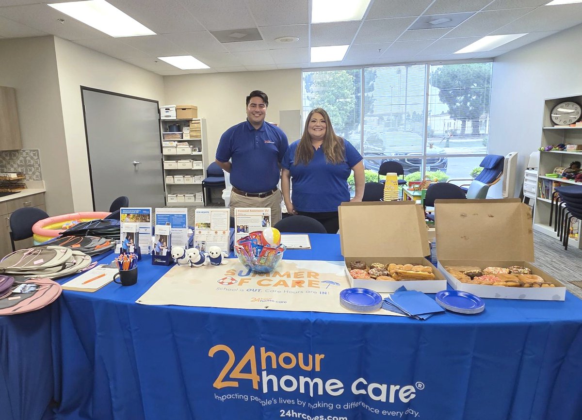 24HrHomeCare's tweet image. ☀️ Summer is in full swing, and so is our care!

We had a blast handing out backpacks at TCRC’s Santa Maria Branch—supporting families as they gear up for back-to-school season. 💙🎒

#HeartOfCare #BackToSchool #TCRC #CommunitySupport
