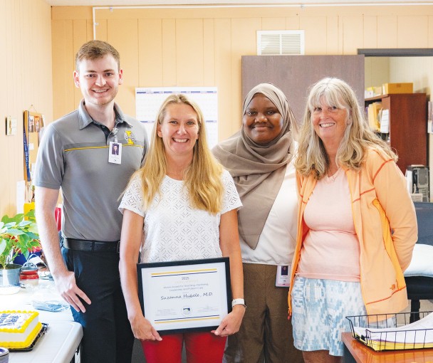 Weiser, Idaho physician Dr. Suzanna Hubele has received the 2025 Idaho WWAMI Alumni Award for Excellence for her outstanding leadership, teaching, and mentorship in rural medicine. Thank you, Dr. Hubele!  signalamerican.com/content/weiser…