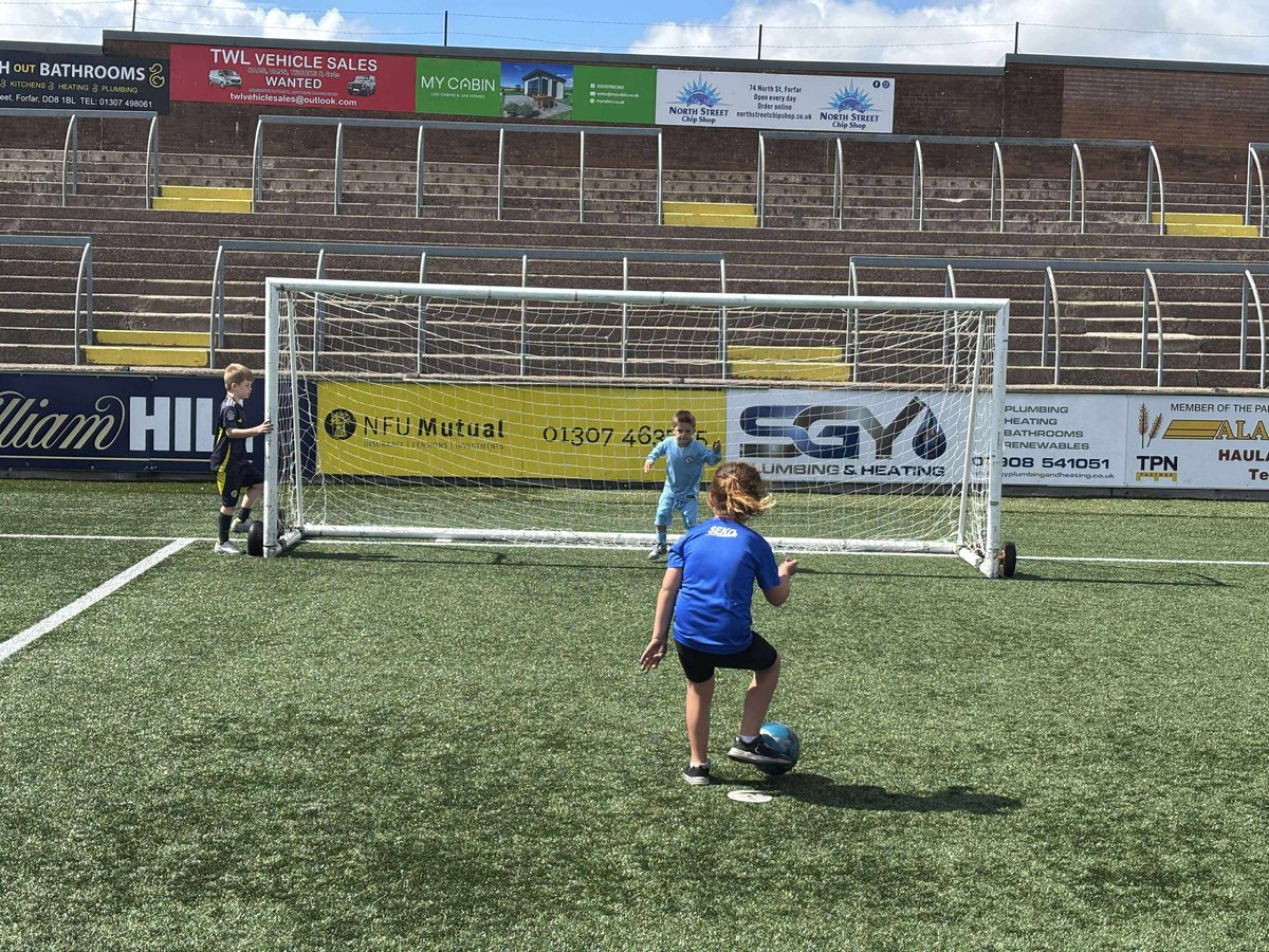 ForfarCFT's tweet image. ⚽🌦️ Final week of Football Holiday Camp at Station Park!

After Storm Floris washed out Monday, we&apos;ve had a great few days packed with football fun, smiles &amp;amp; energy! 🙌⚽

Big thanks to all the kids, coaches &amp;amp; parents for making it a brilliant end to summer! 💙

#fcft