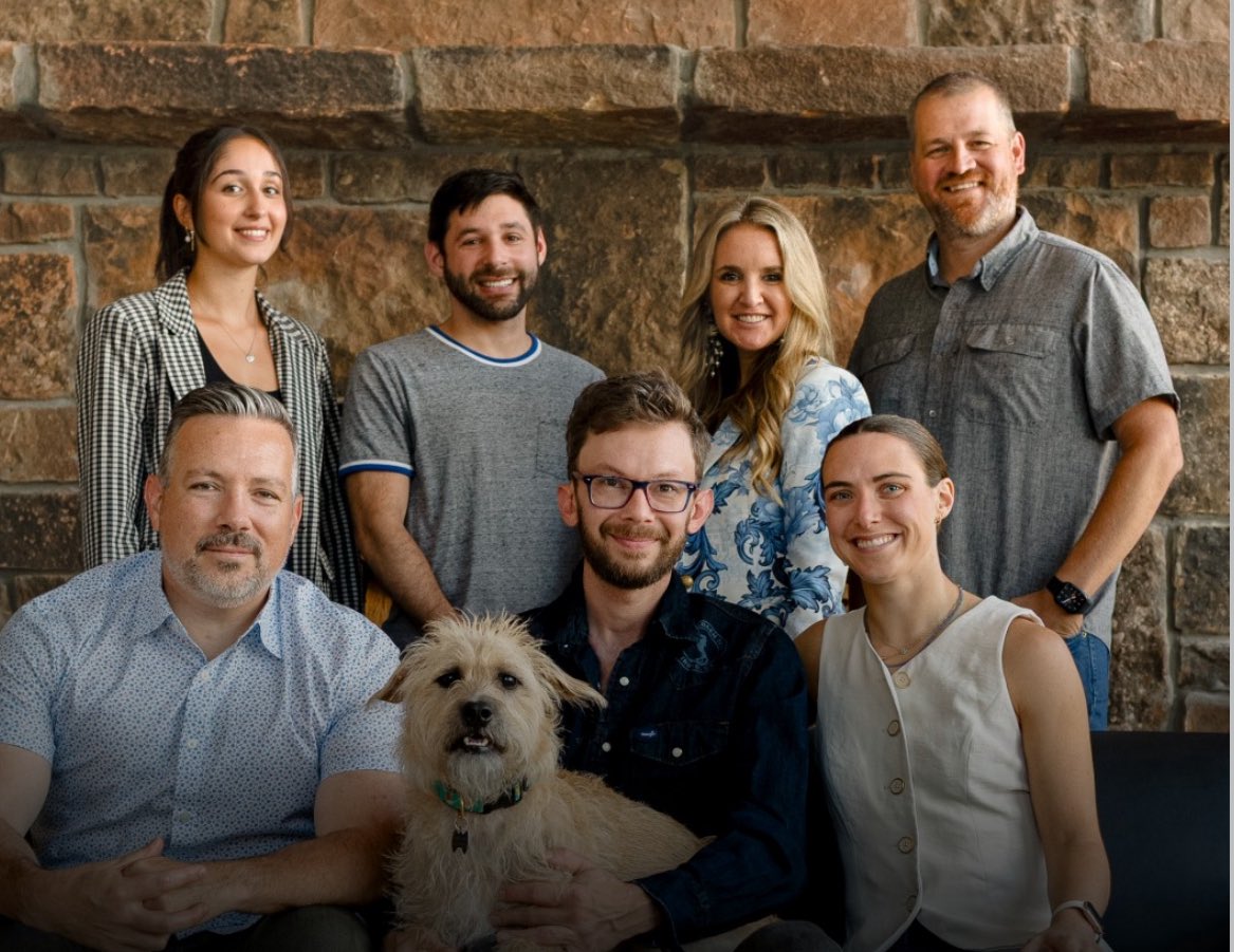 We’re thrilled to welcome writer-producer Jake Mitchell to the Riser House family with an exclusive songwriting deal! Jake’s incredible talent has shaped hits like “One Beer” and “Some Girls,” with over 2.5 billion streams and counting.