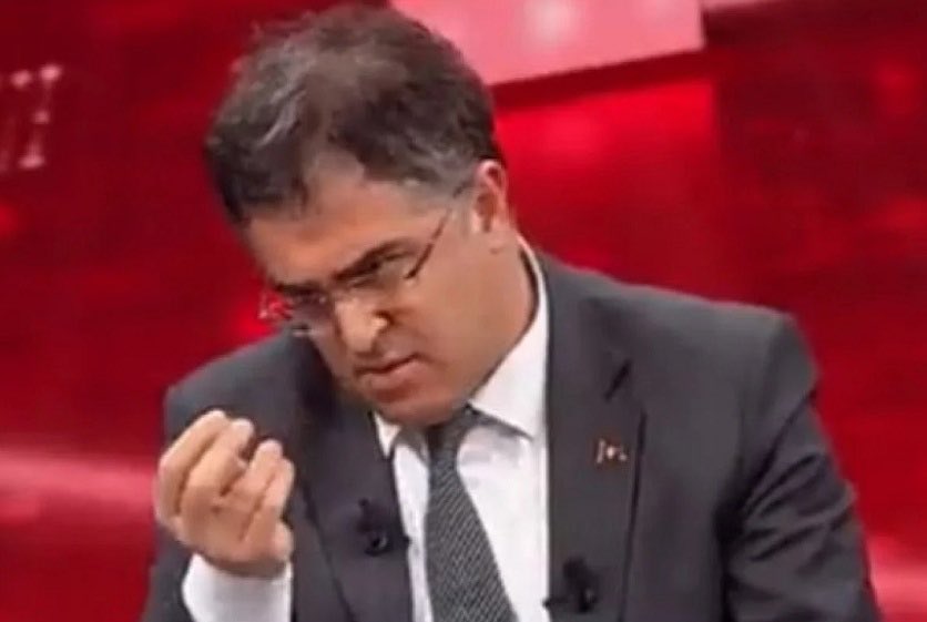 LogHaber's tweet photo. Ersan Şen: 
"Kürt halkı yoktur, Türk halkı vardır, Kürt asıllı Türk vatandaşları vardır." https://t.co/R5Zj3vMNzT