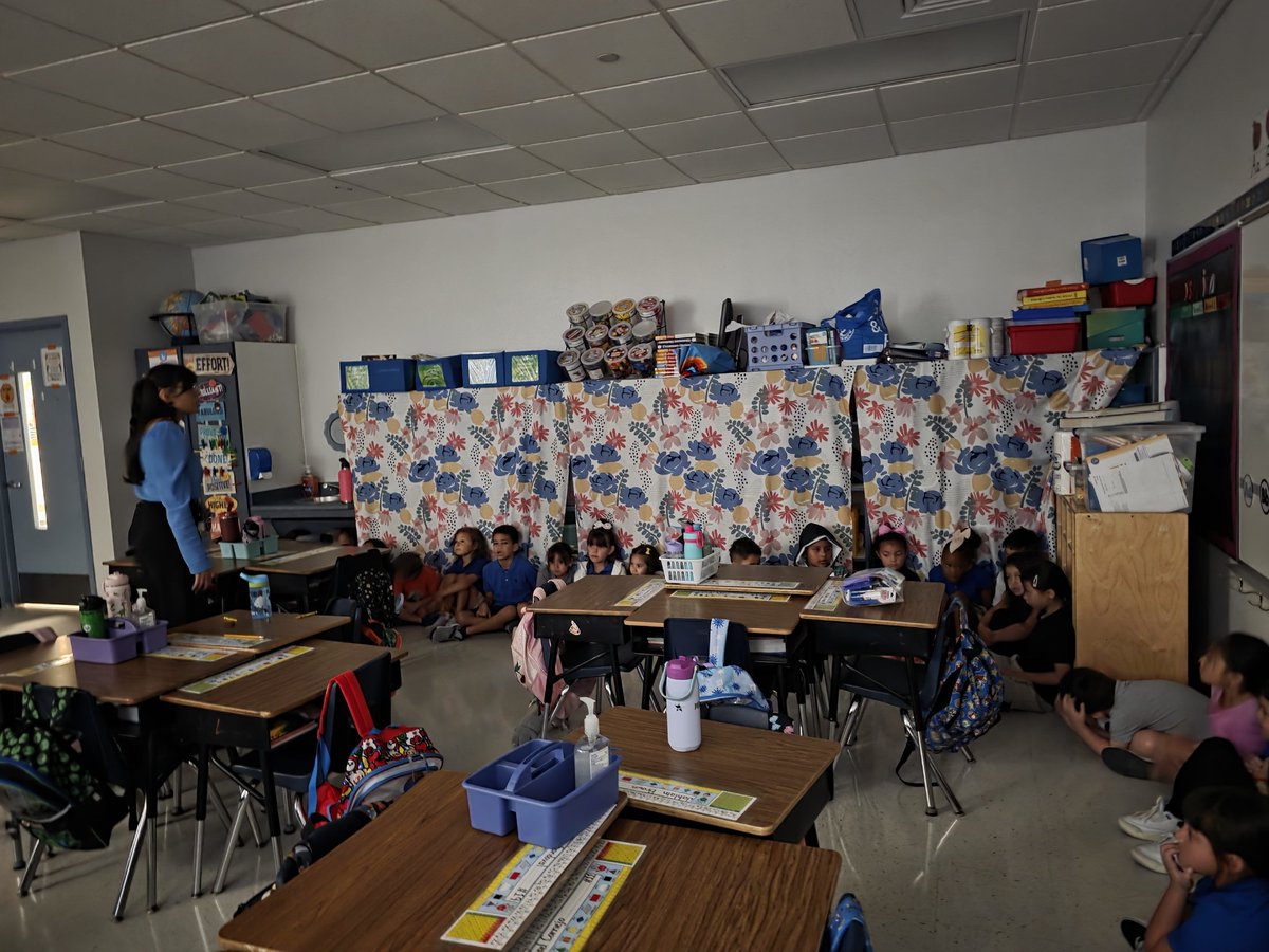 1st grade practicing drills in J. Ortiz. Safety first at Drugan <a href="/JohnDrugan_PK8/">John Drugan PK-8</a> <a href="/RAlva_JDS/">Raquel Alva</a>