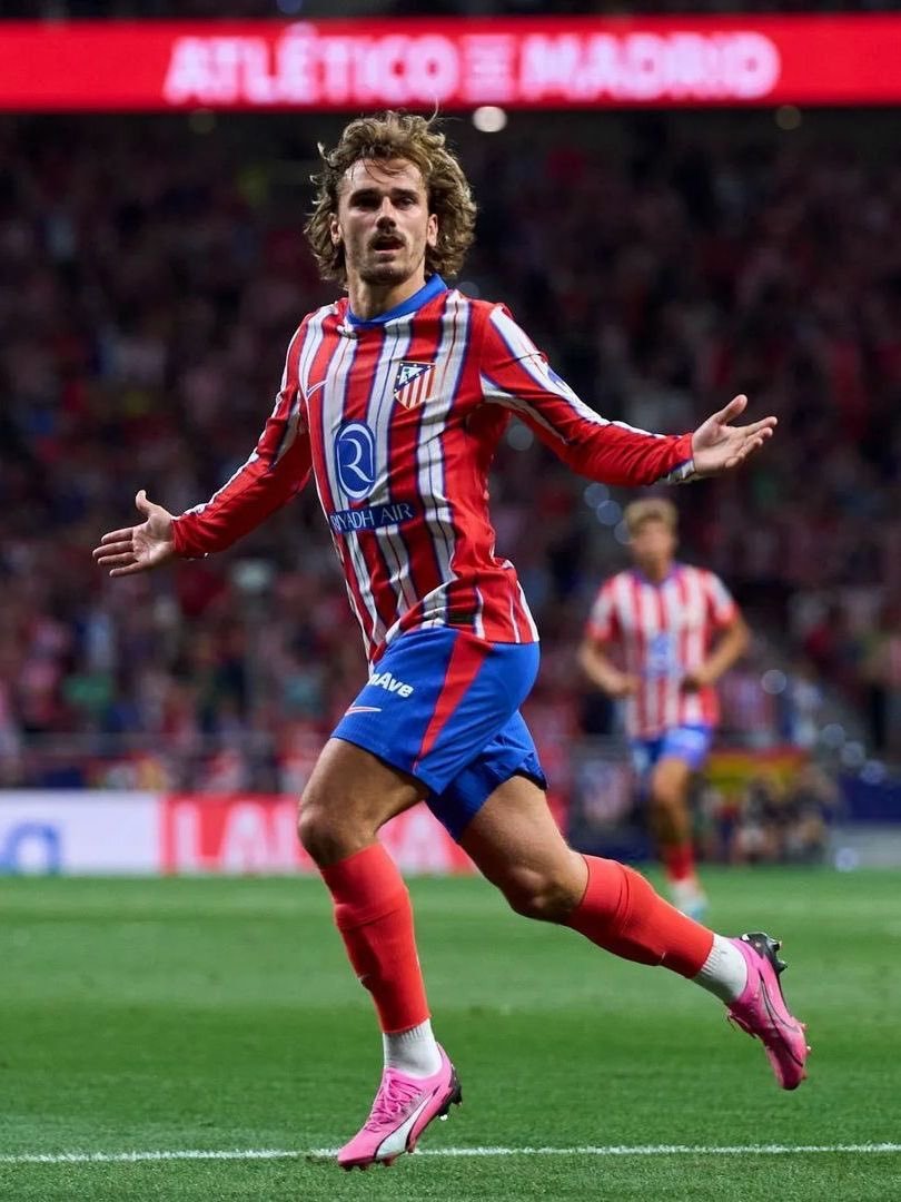 🚨 𝗡𝗘𝗪: Mexican club Monterrey is exploring the possibility of signing Antoine Griezmann. The player is valued at $18m-$20m.
 
— <a href="/DiegoArmaMedina/">Diego Armando Medina ✋🏻</a>